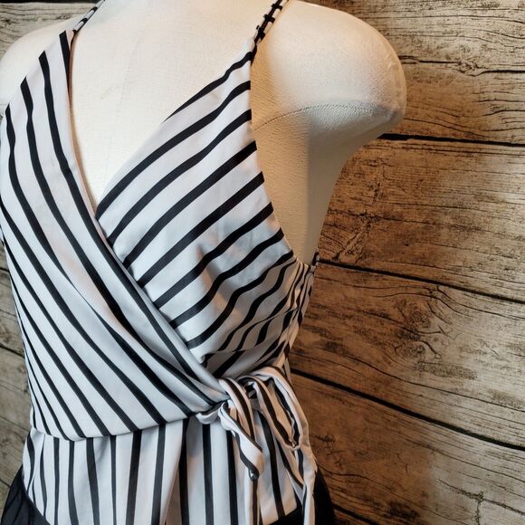 Selfiego Swimsuit One Piece Size XL NWT - Picture 2 of 8